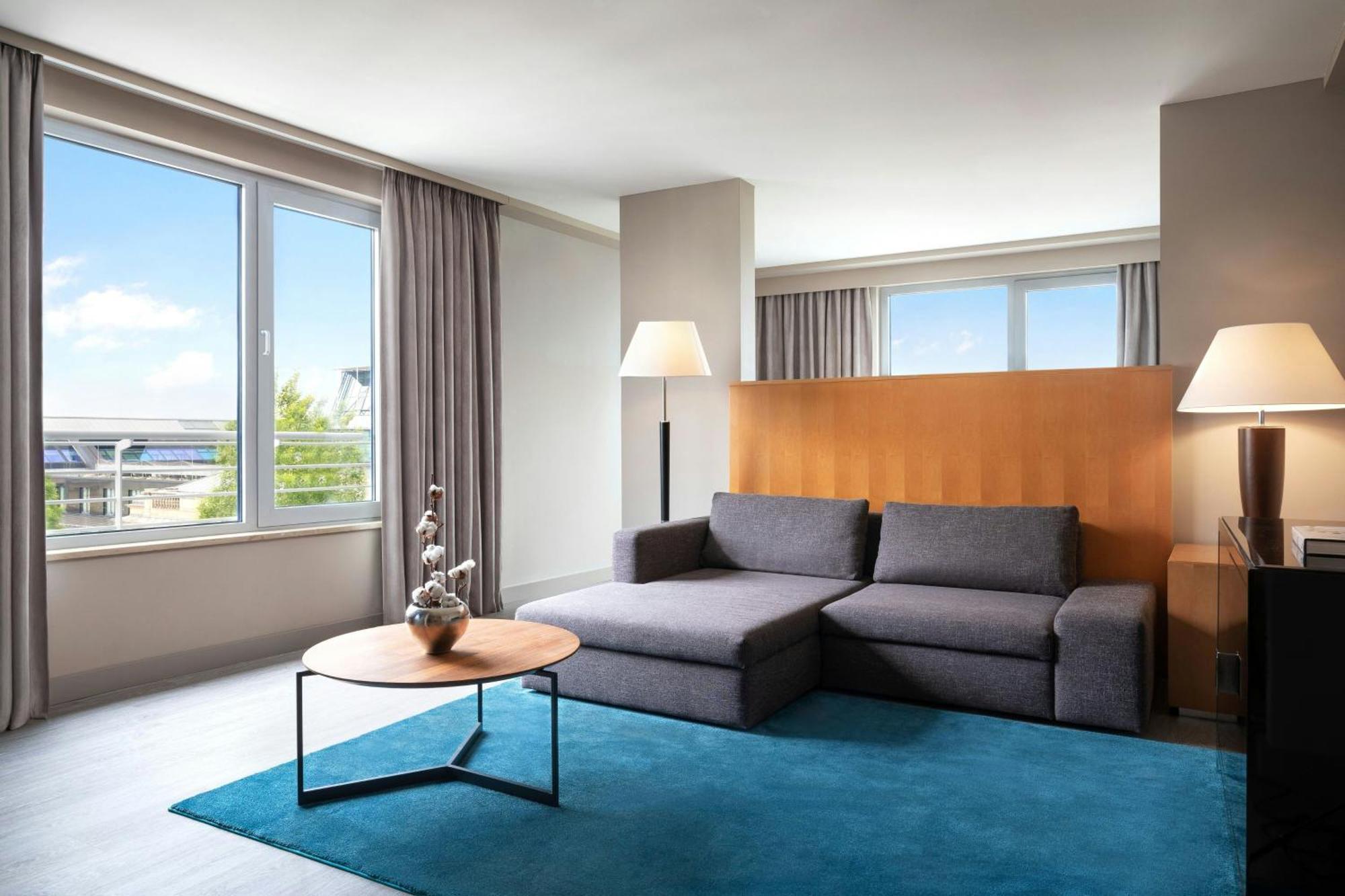 Le Meridien Munique Exterior foto Living room